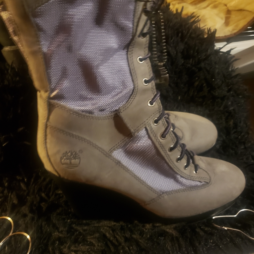 Women's grey Timberland